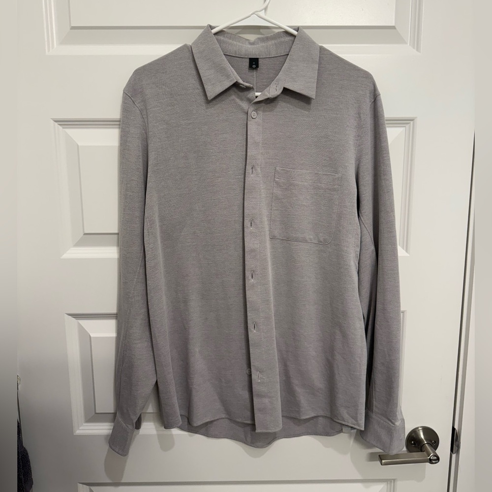 Lululemon commission long sleeve shirt size medium
